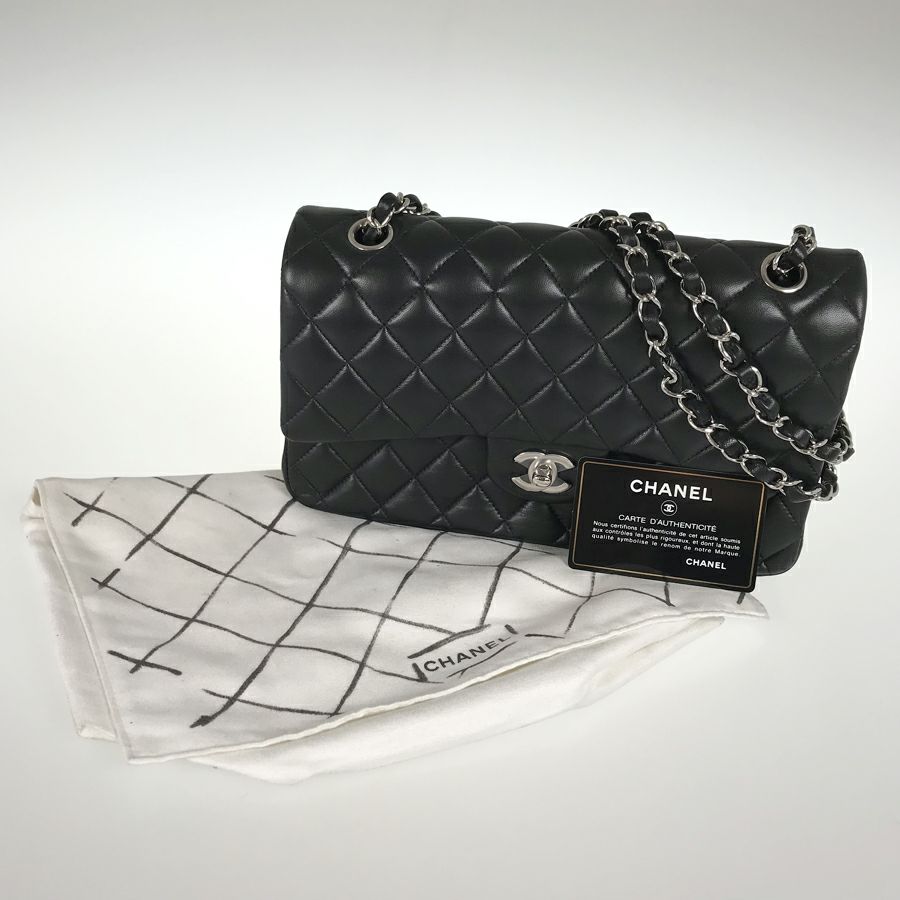 シャネル ショルダーバッグ