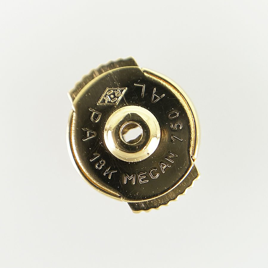 カルティエ ピアス