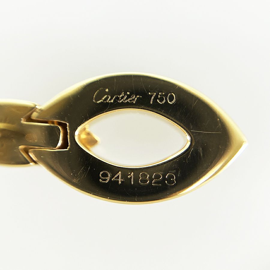 カルティエ ピアス