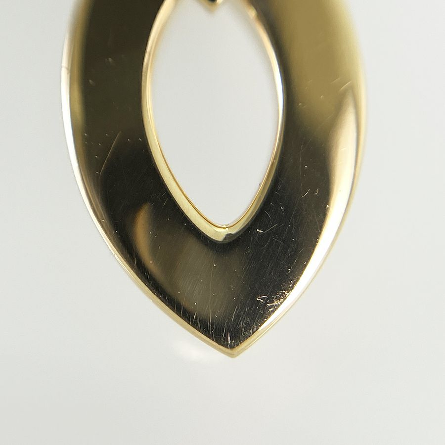 カルティエ ピアス