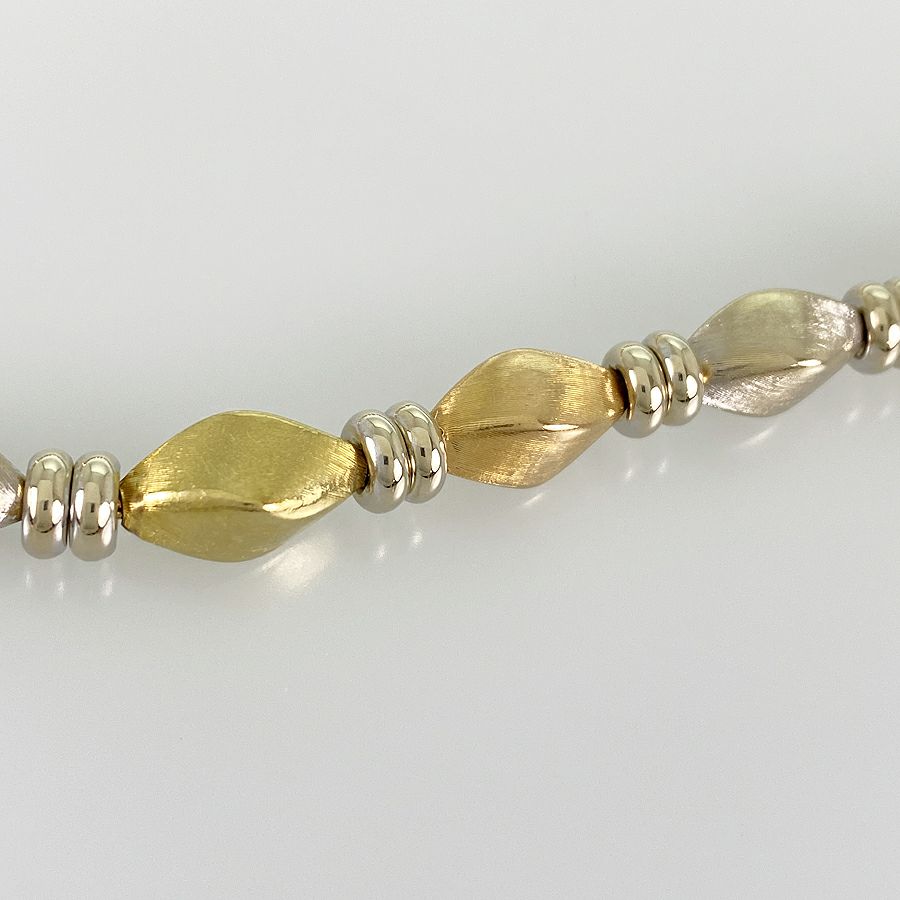 キャンペザン ネックレス