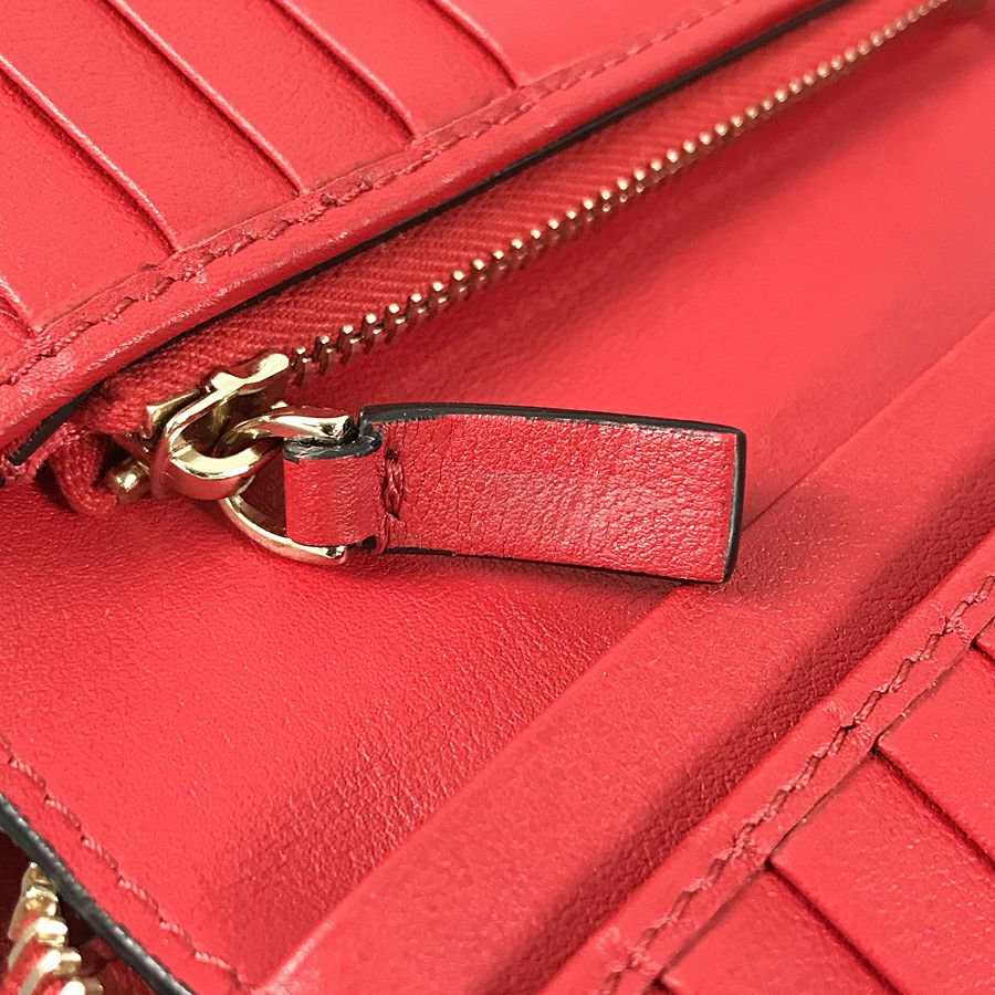 ヴァレンティノ 二つ折り財布