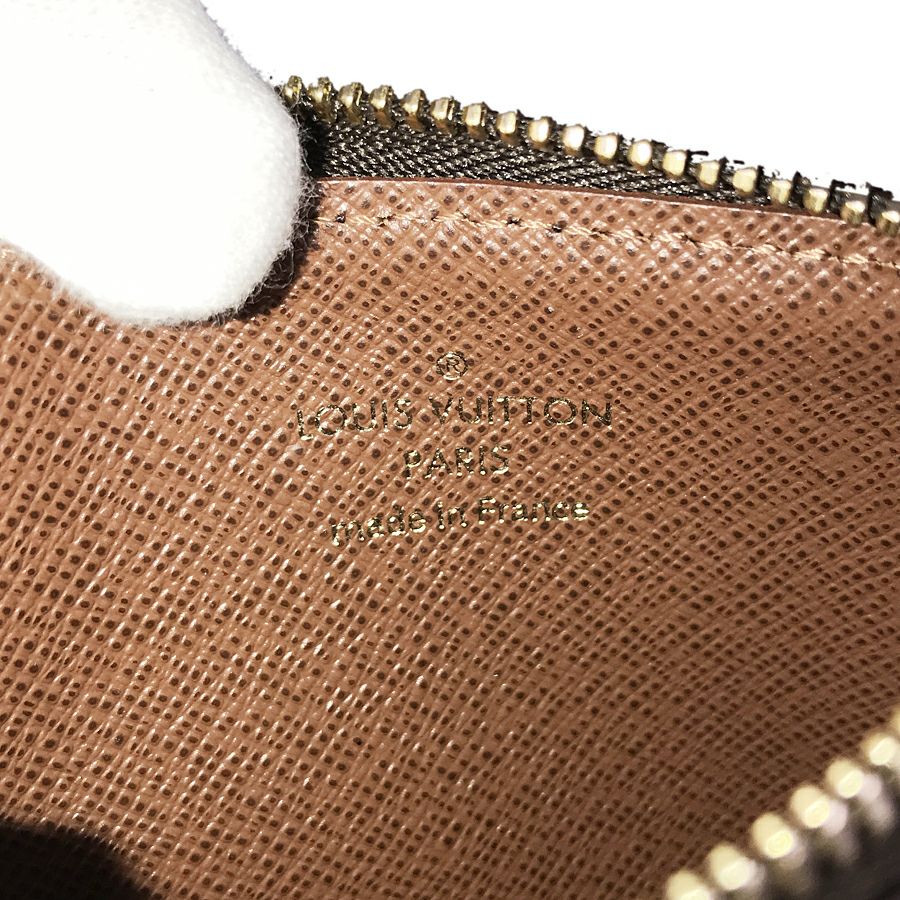 ルイ・ヴィトン フラグメントケース