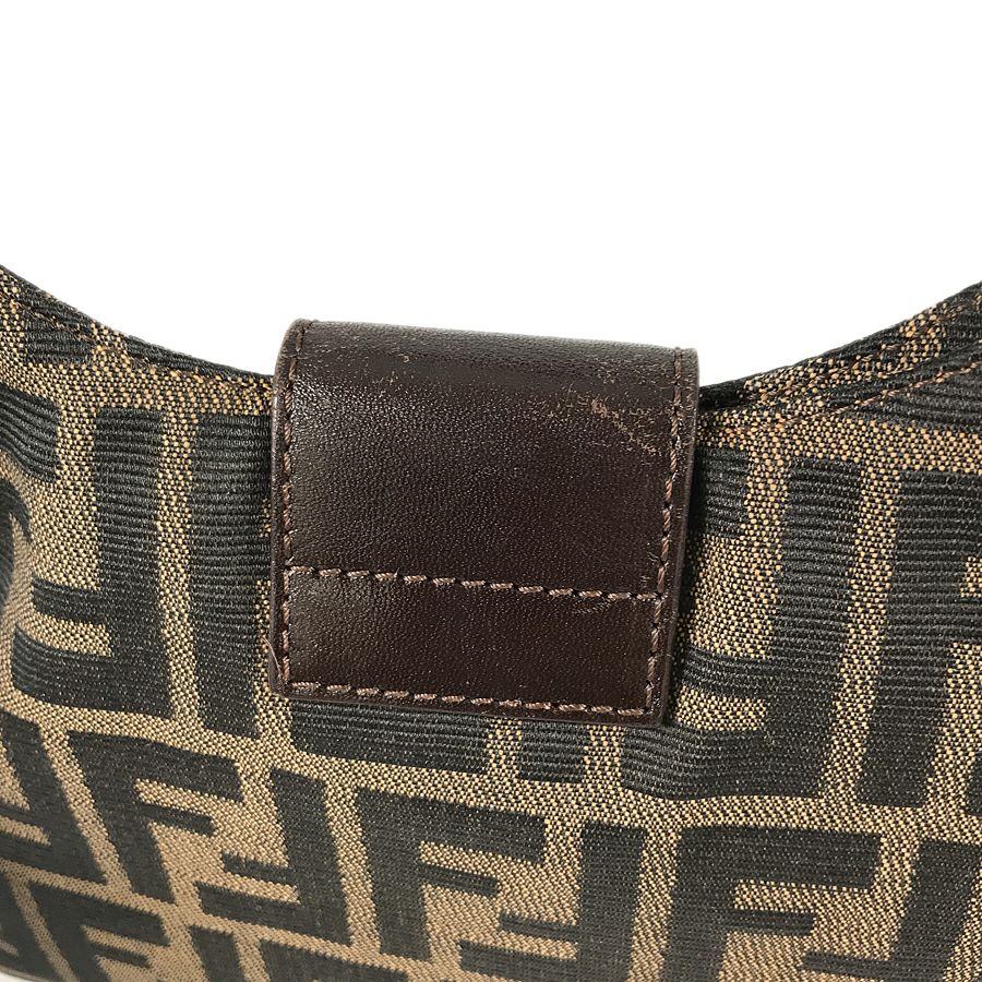 フェンディ ショルダーバッグ