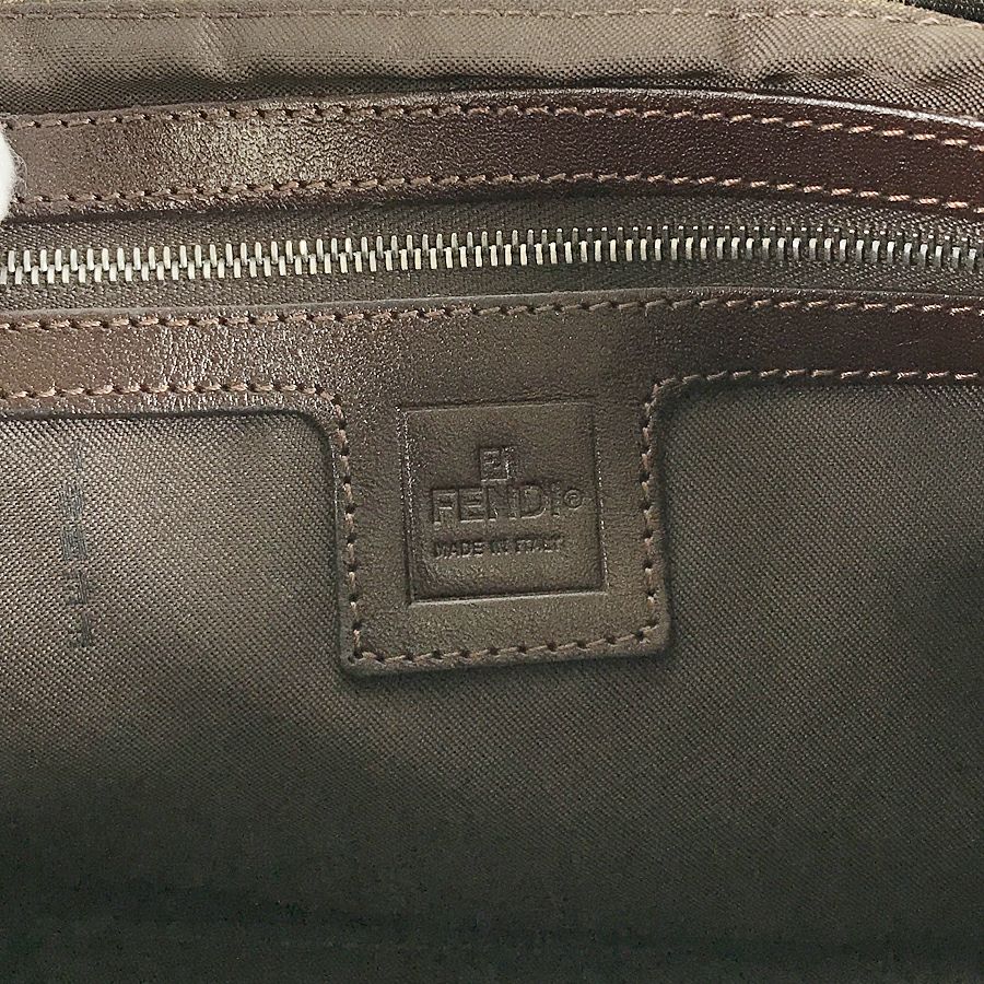 フェンディ ショルダーバッグ