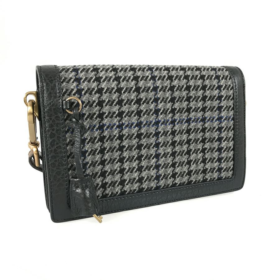 プラダ ショルダーバッグ