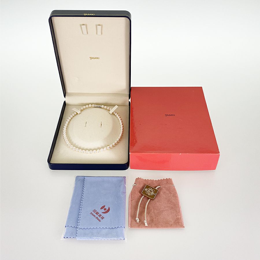 タサキ ネックレス