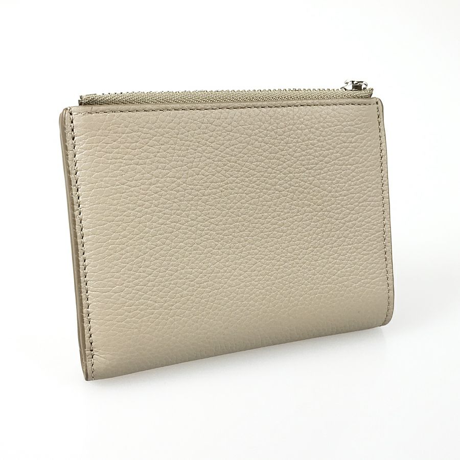 ロエベ 二つ折り財布