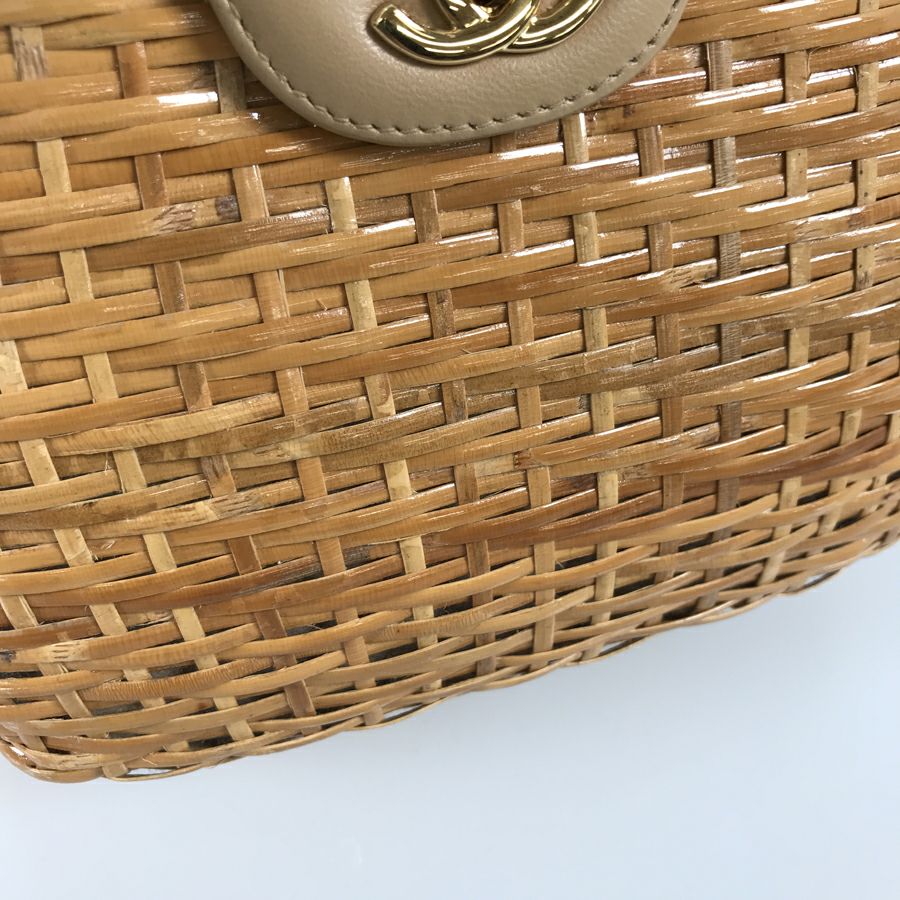 シャネル ショルダーバッグ