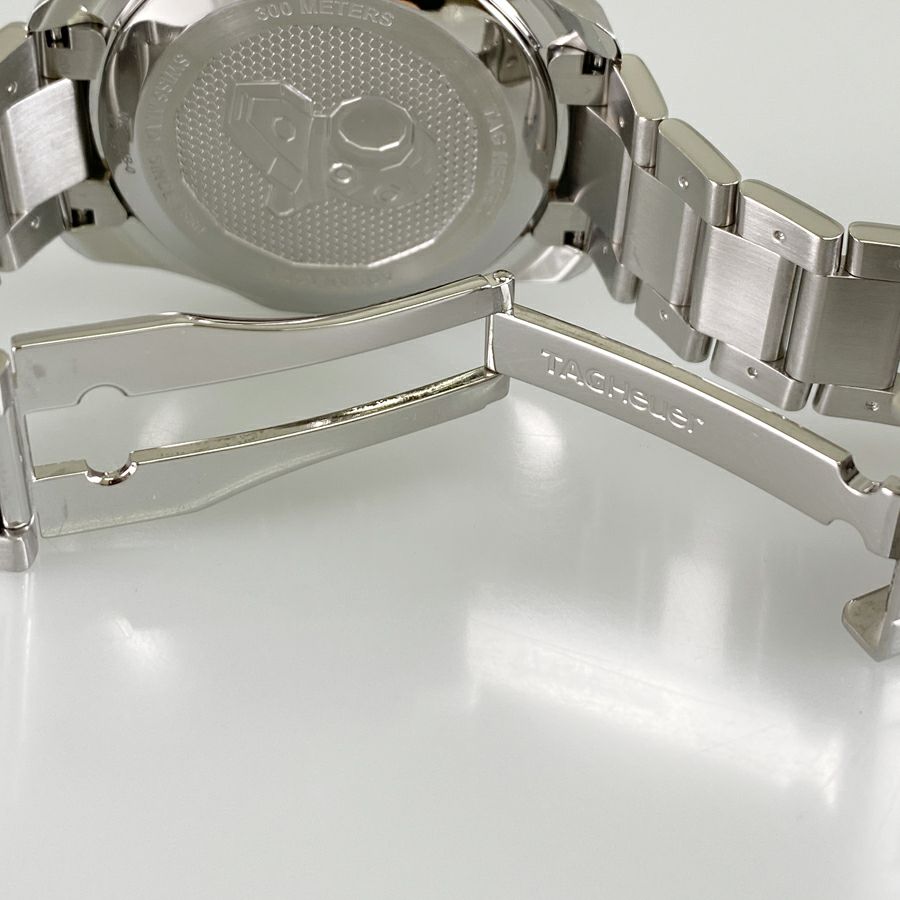 タグホイヤー WBP201B メンズ 腕時計