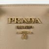 プラダ ハンドバッグ