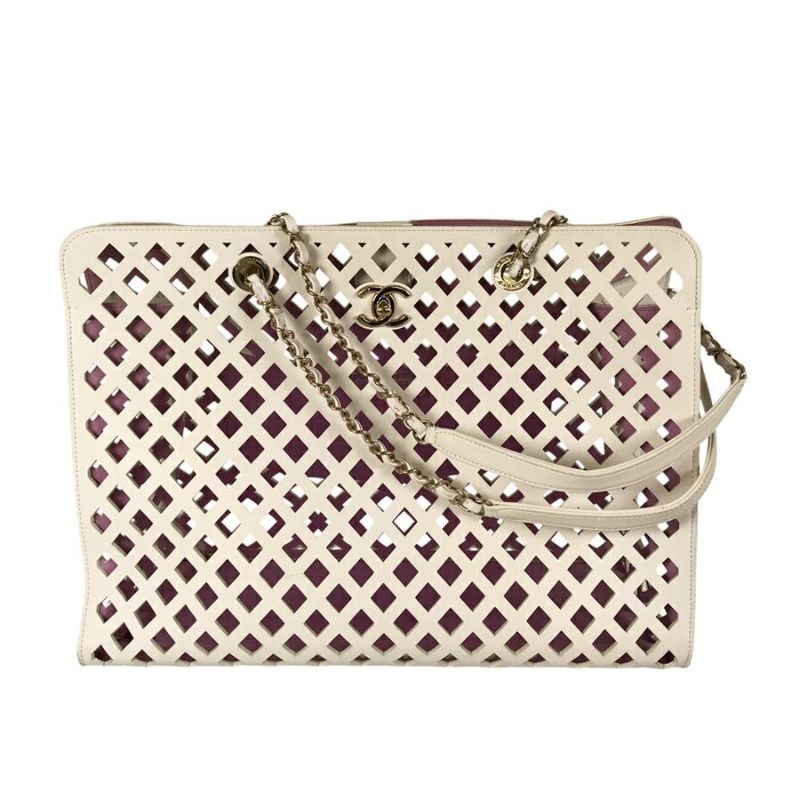 シャネル ショルダーバッグ