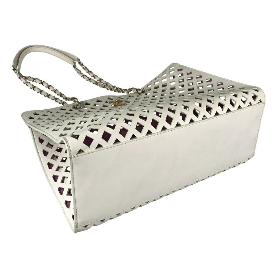 シャネル ショルダーバッグ