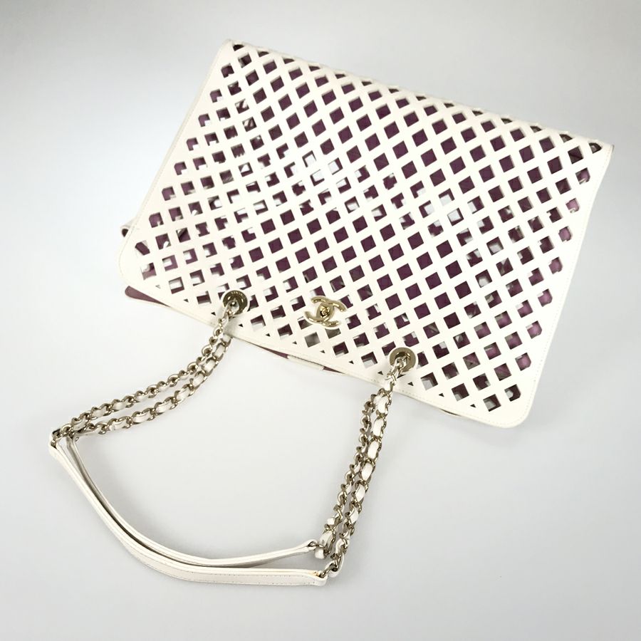 シャネル ショルダーバッグ