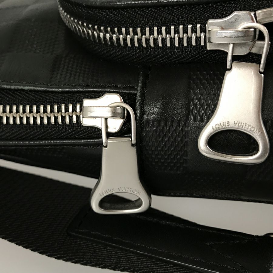 ルイ・ヴィトン ボディバッグ