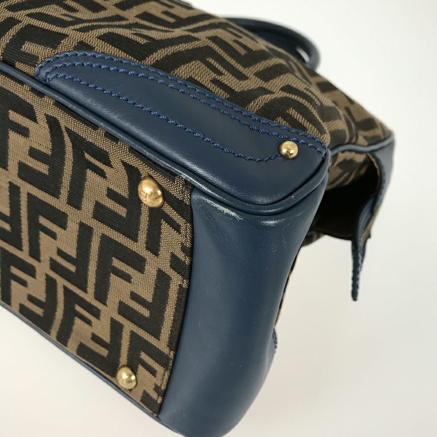 フェンディ ハンドバッグ