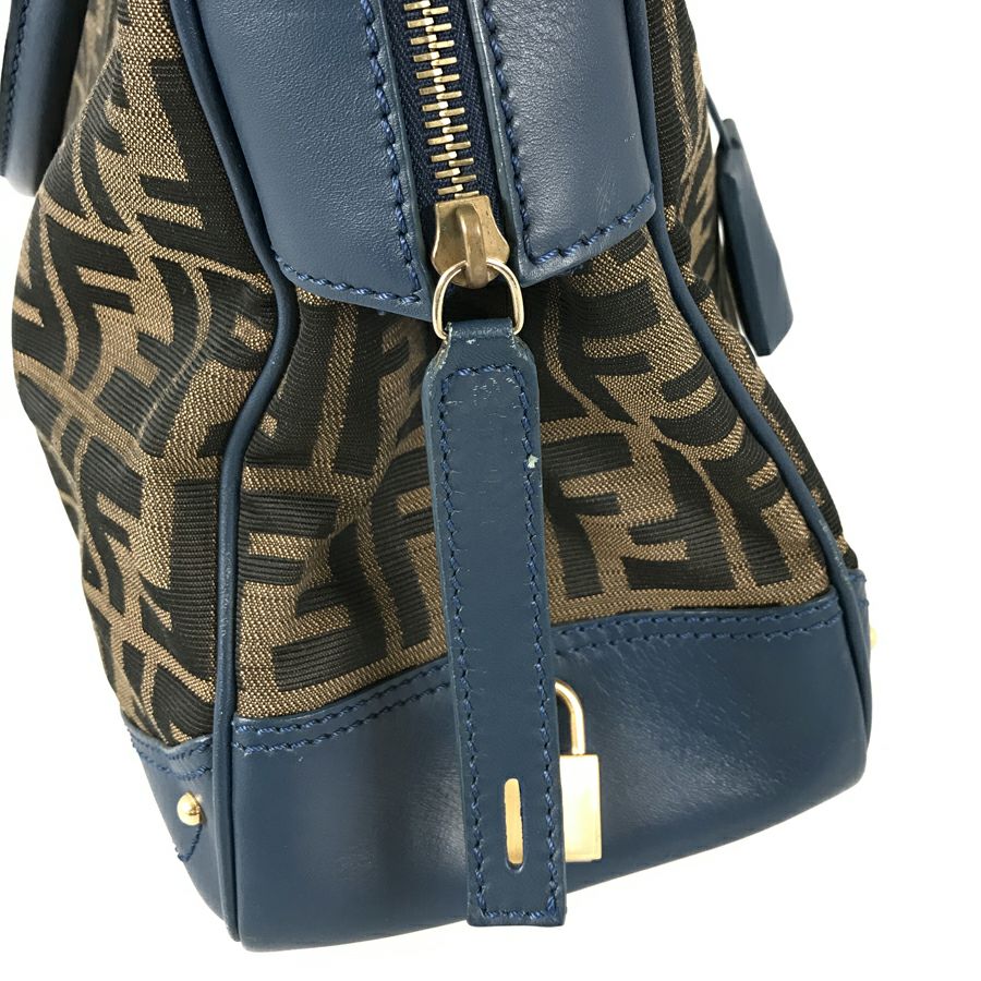 フェンディ ハンドバッグ