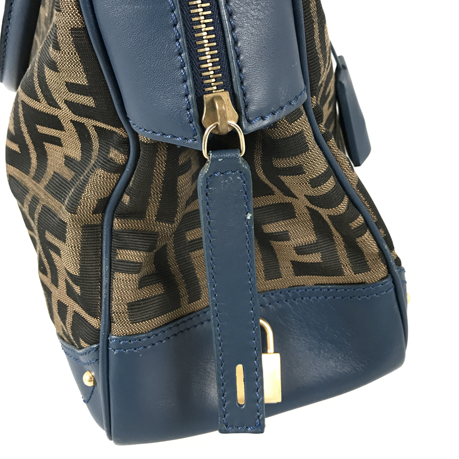 フェンディ ハンドバッグ