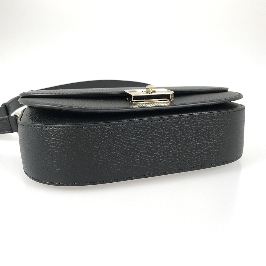 バリー ショルダーバッグ