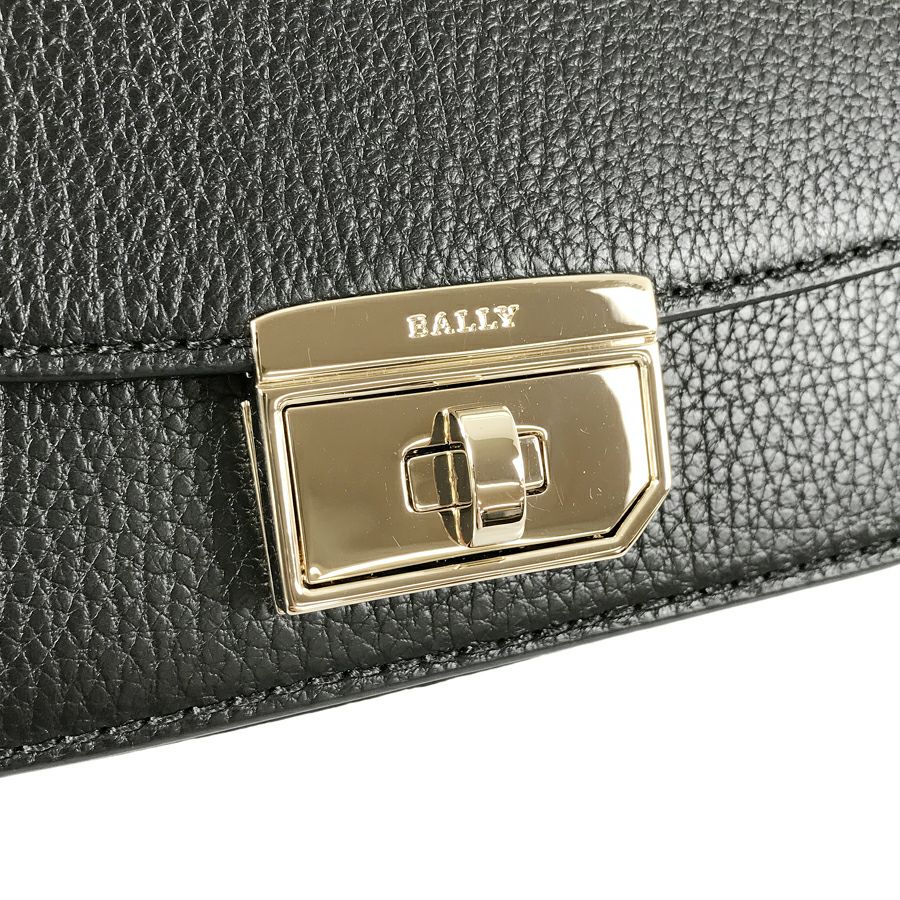 バリー ショルダーバッグ