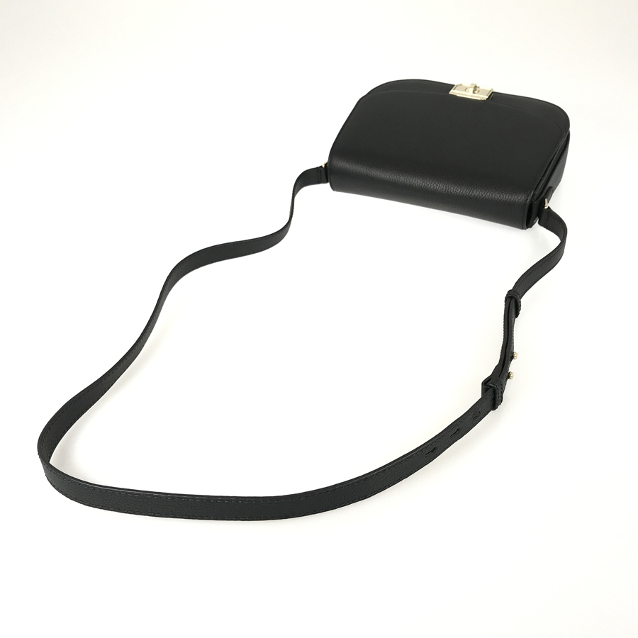 バリー ショルダーバッグ