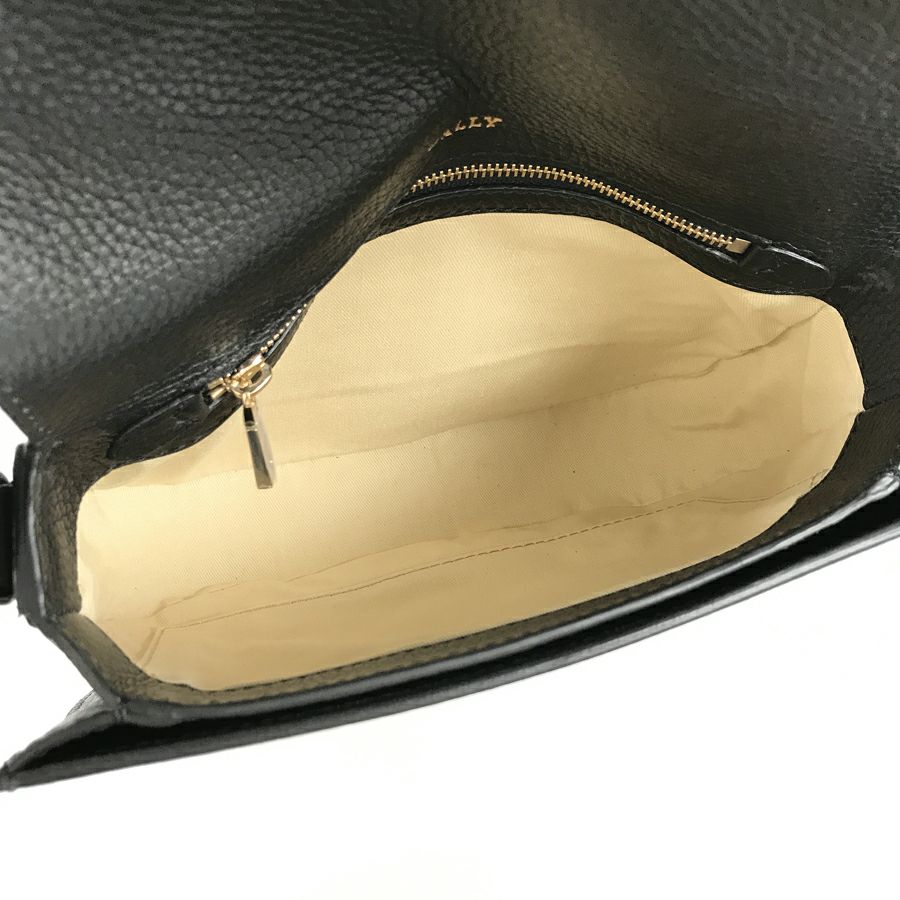 バリー ショルダーバッグ