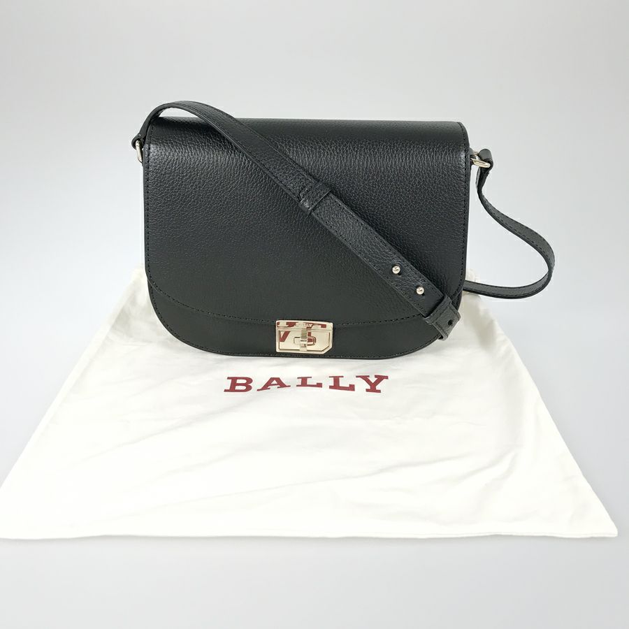 バリー ショルダーバッグ