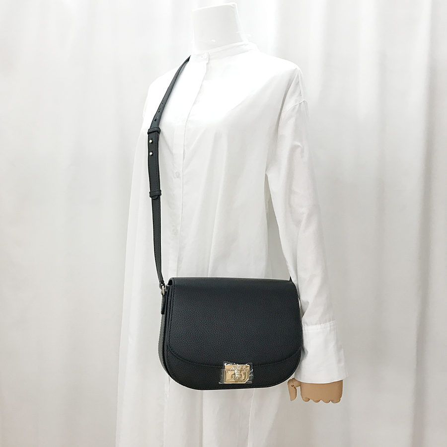 バリー ショルダーバッグ