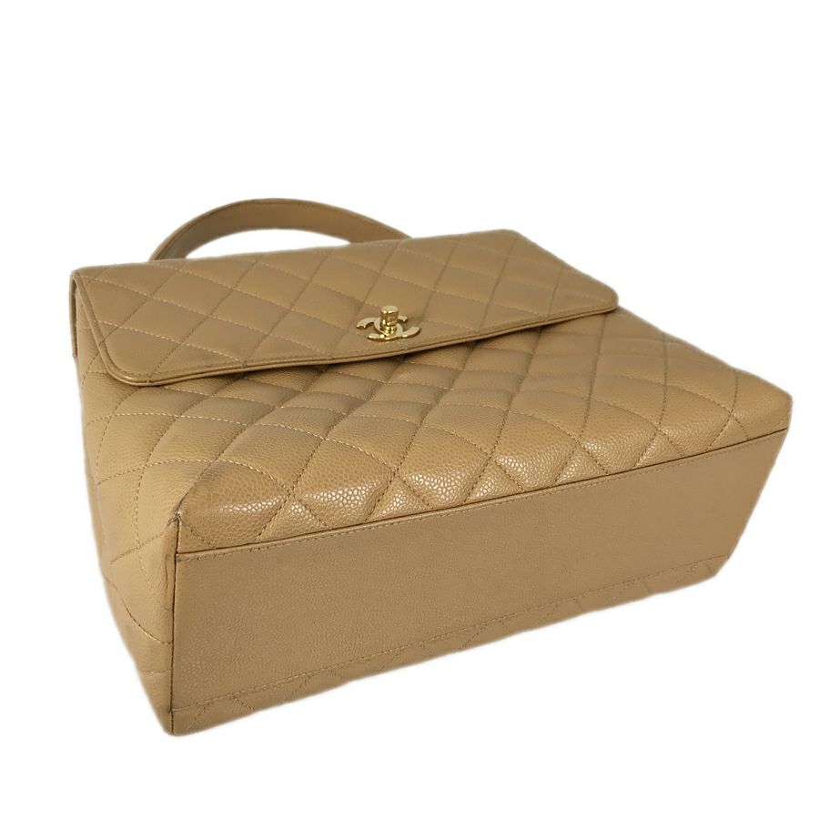 シャネル ハンドバッグ