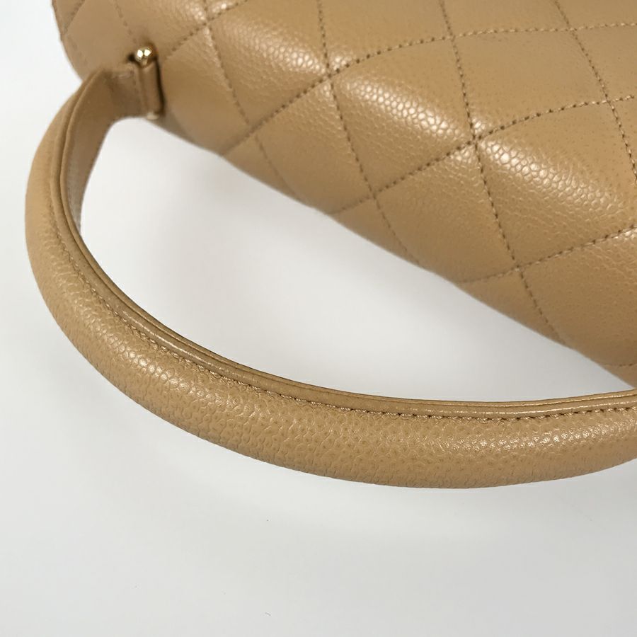 シャネル ハンドバッグ