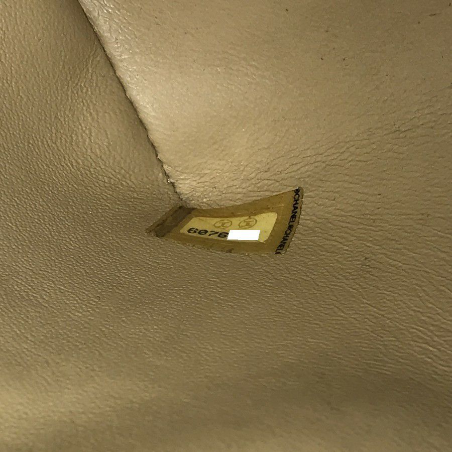 シャネル ハンドバッグ