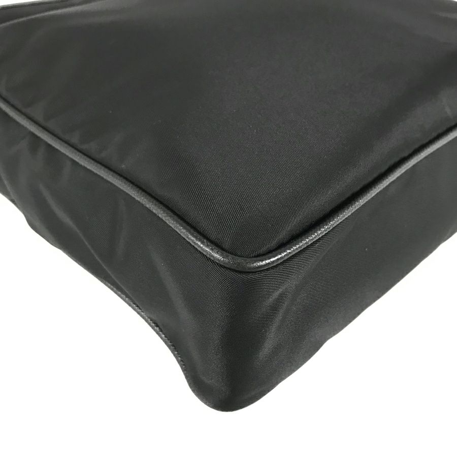 プラダ ショルダーバッグ