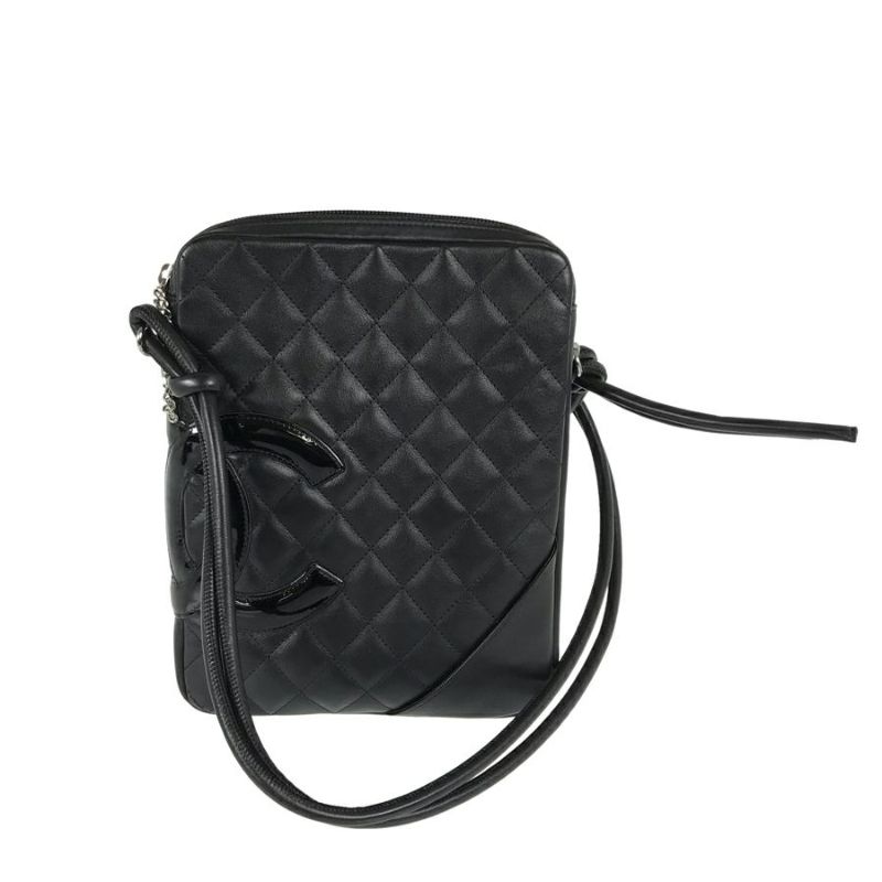 シャネル ショルダーバッグ