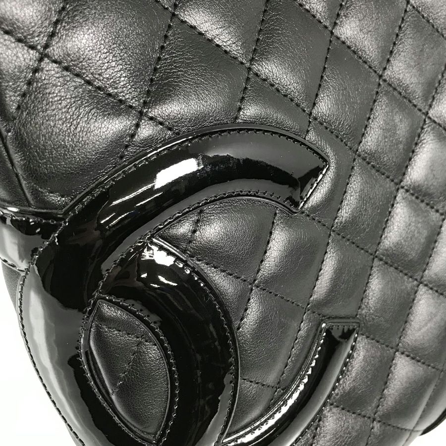 シャネル ショルダーバッグ