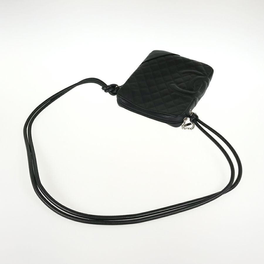 シャネル ショルダーバッグ