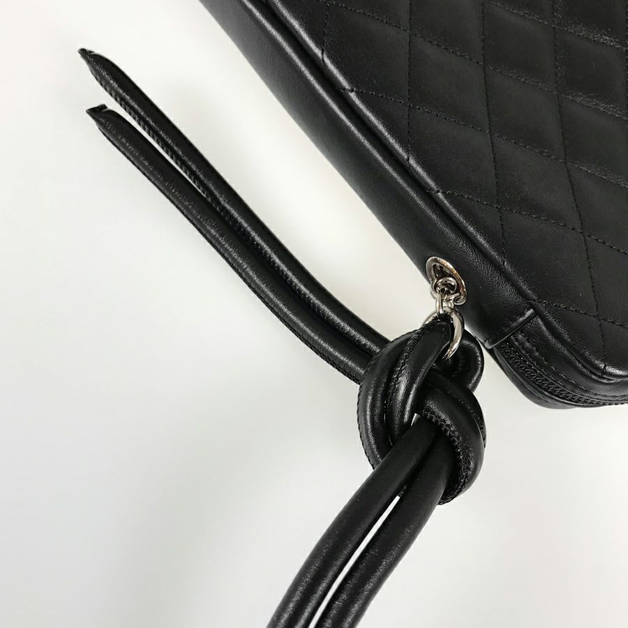 シャネル ショルダーバッグ