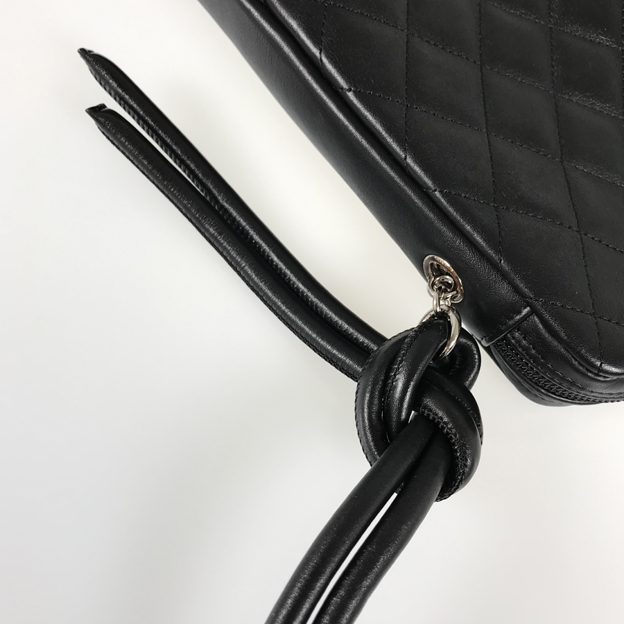 シャネル ショルダーバッグ