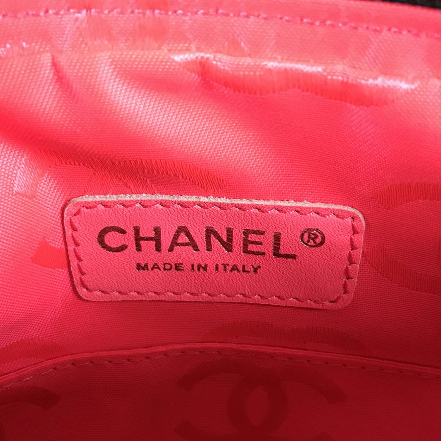 シャネル ショルダーバッグ