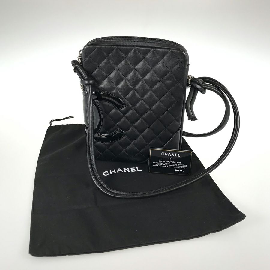 シャネル ショルダーバッグ