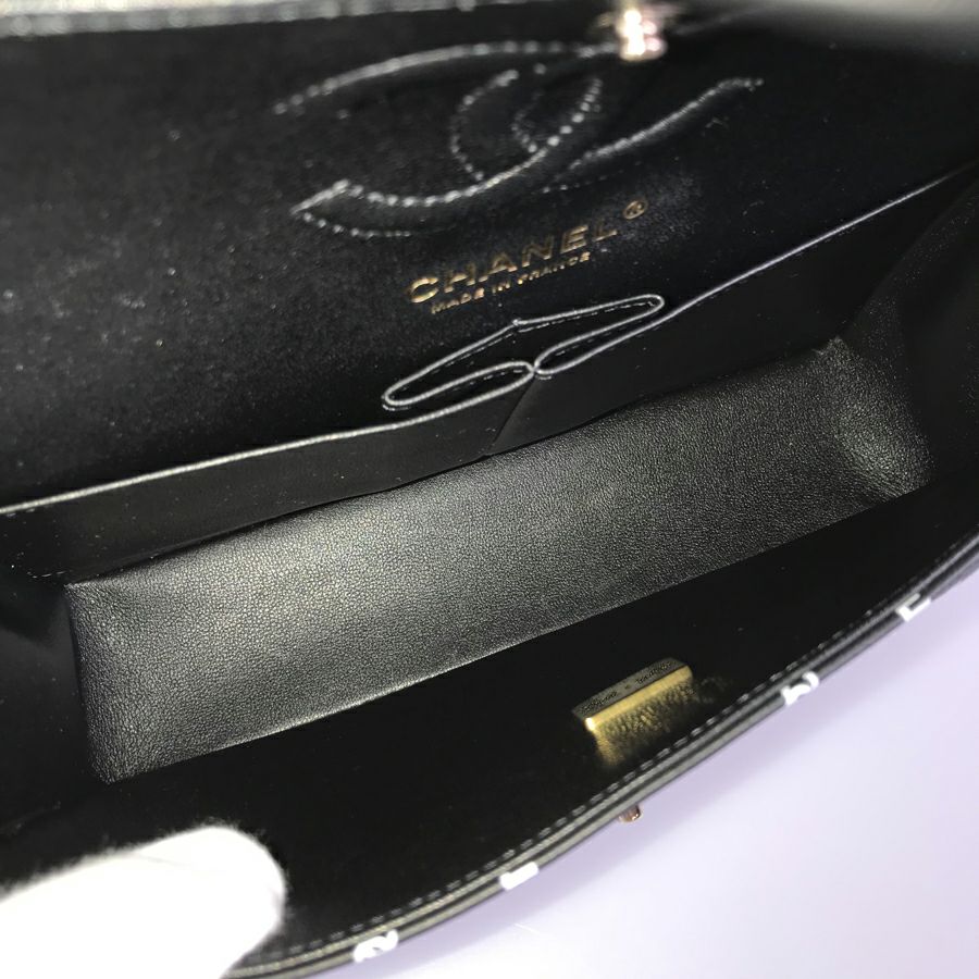 シャネル ショルダーバッグ