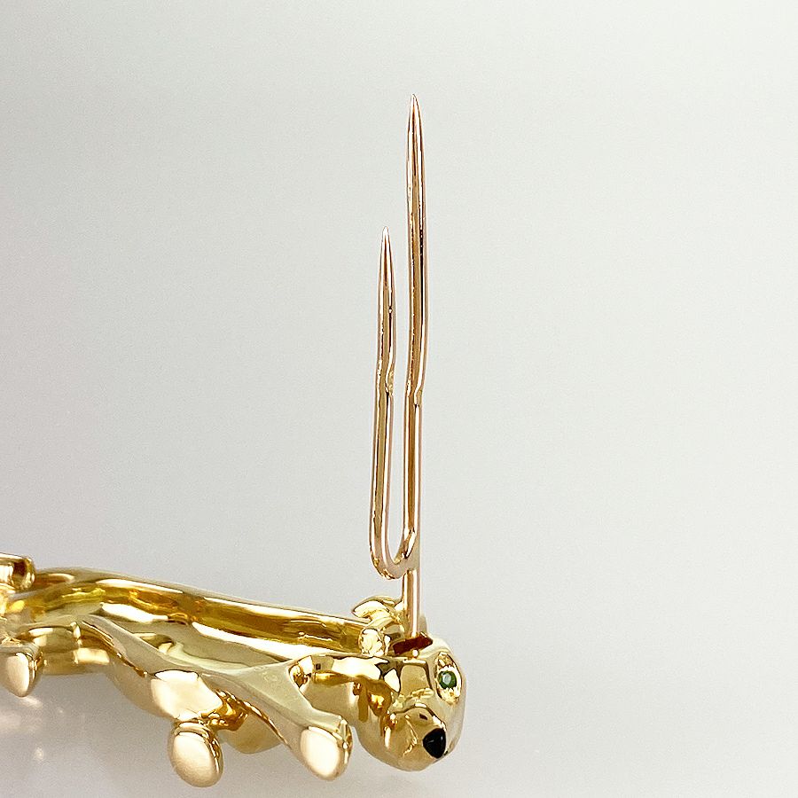 カルティエ ブローチ