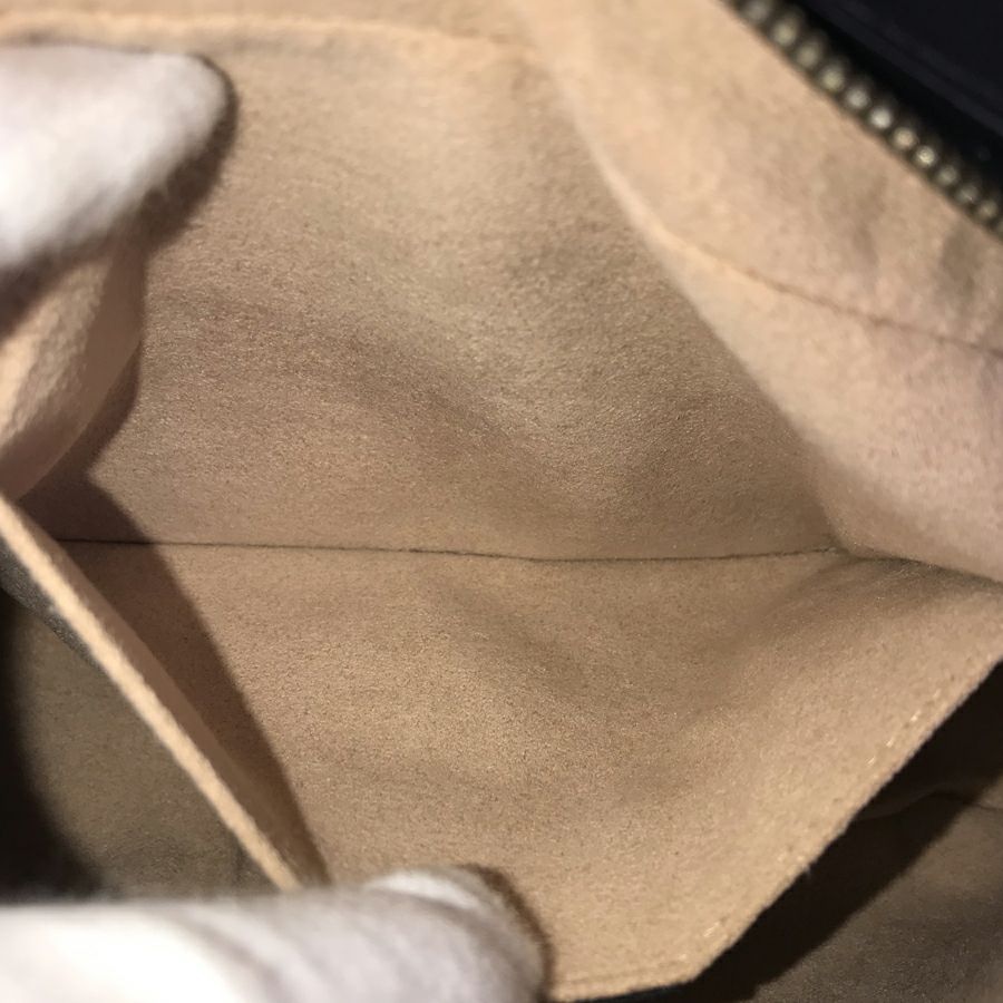 グッチ ショルダーバッグ