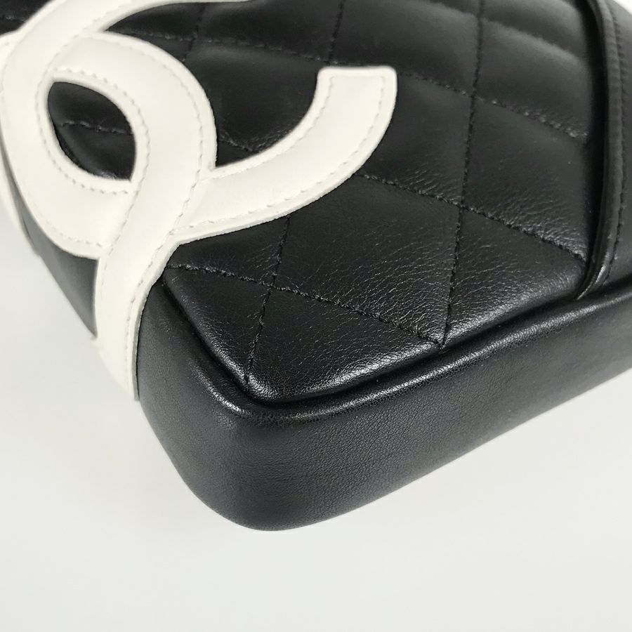 シャネル ショルダーバッグ