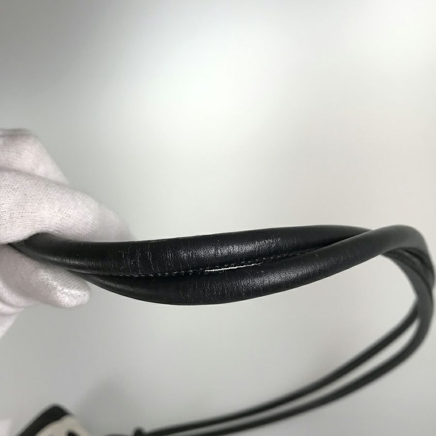 シャネル ショルダーバッグ