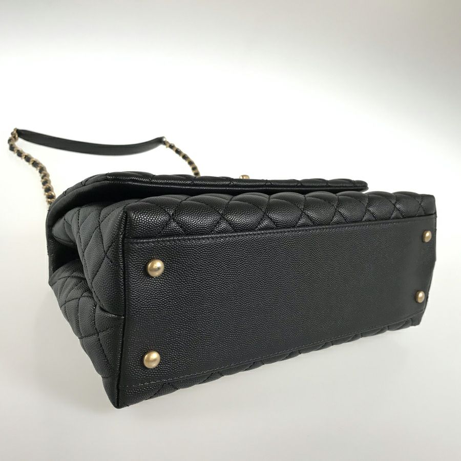 シャネル ハンドバッグ