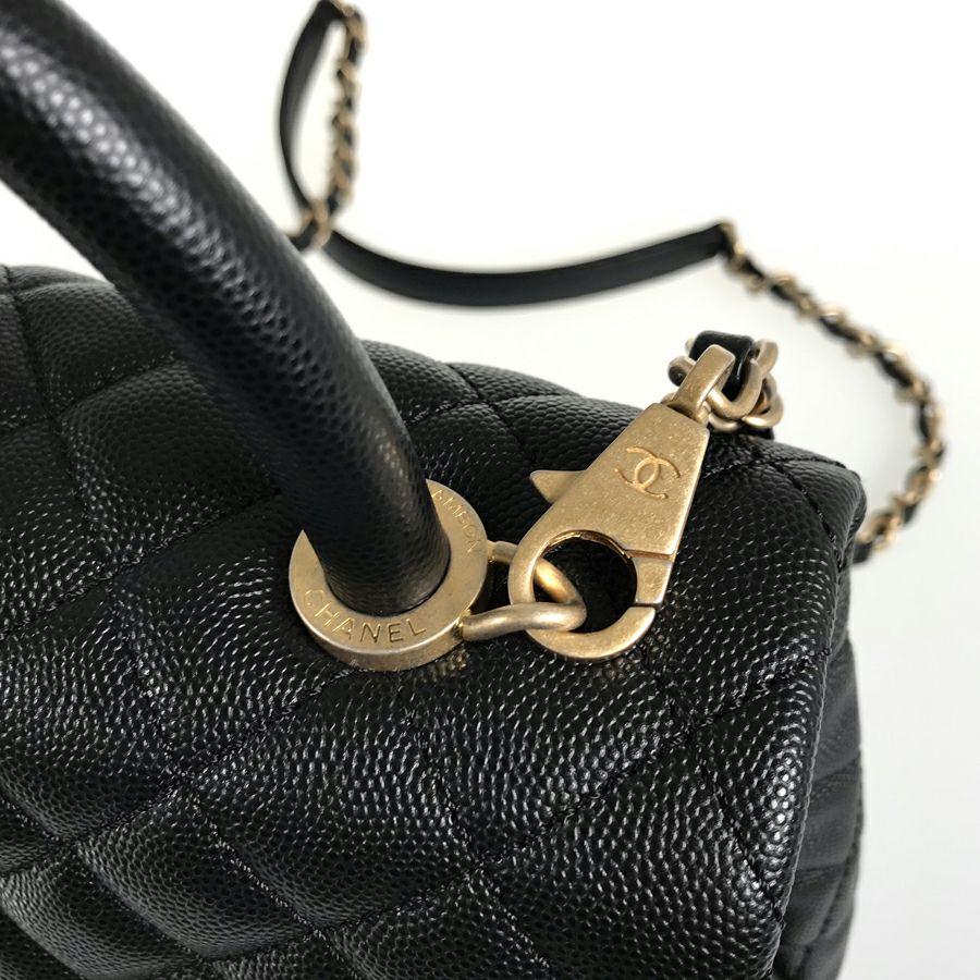 シャネル ハンドバッグ