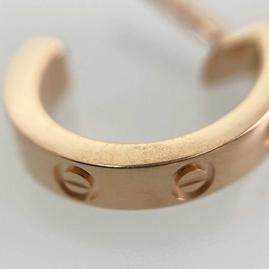 カルティエ ピアス