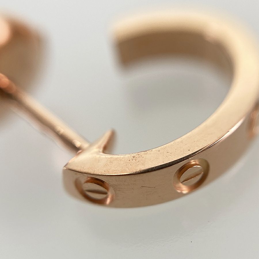 カルティエ ピアス