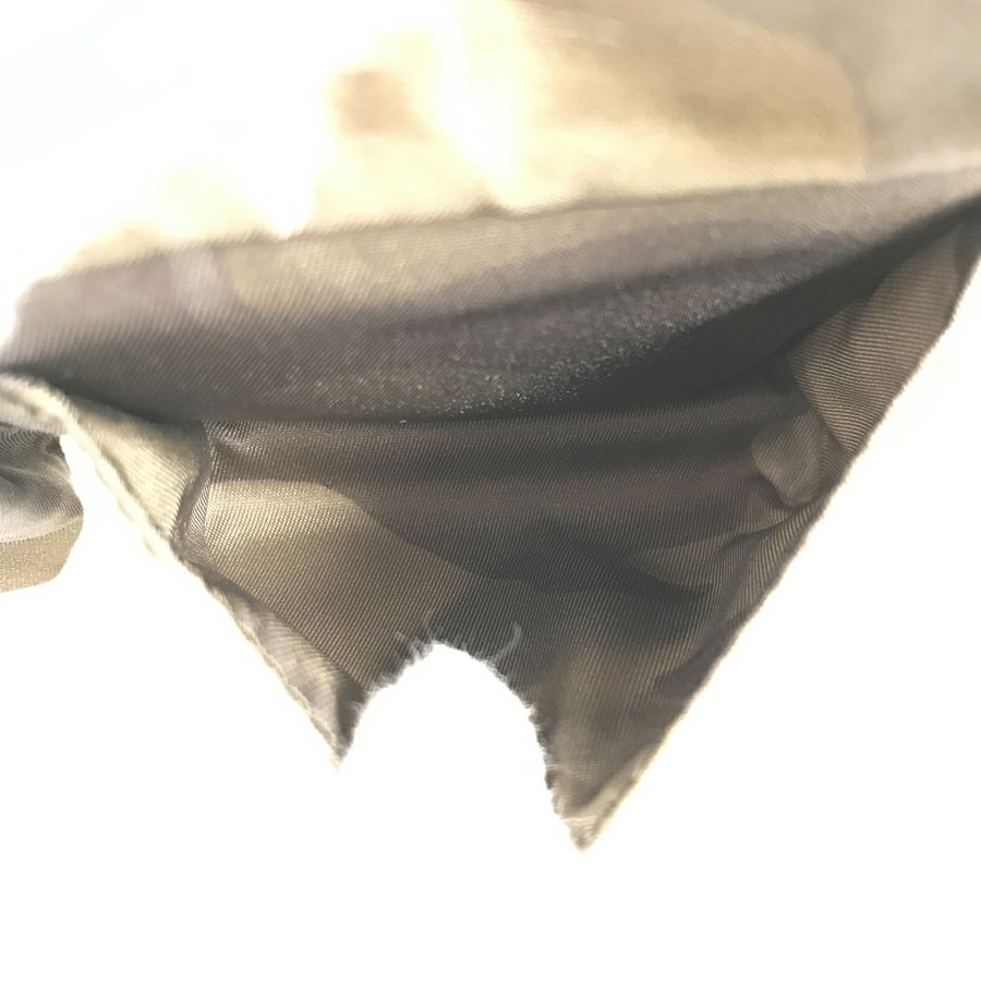 プラダ ボディバッグ