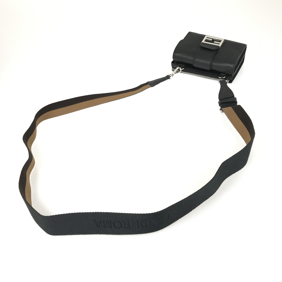 フェンディ ショルダーバッグ